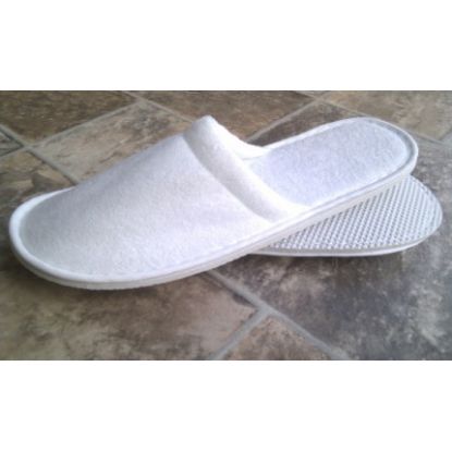 Slippers One Size Towelling Closed Toe White x 100 Pairs